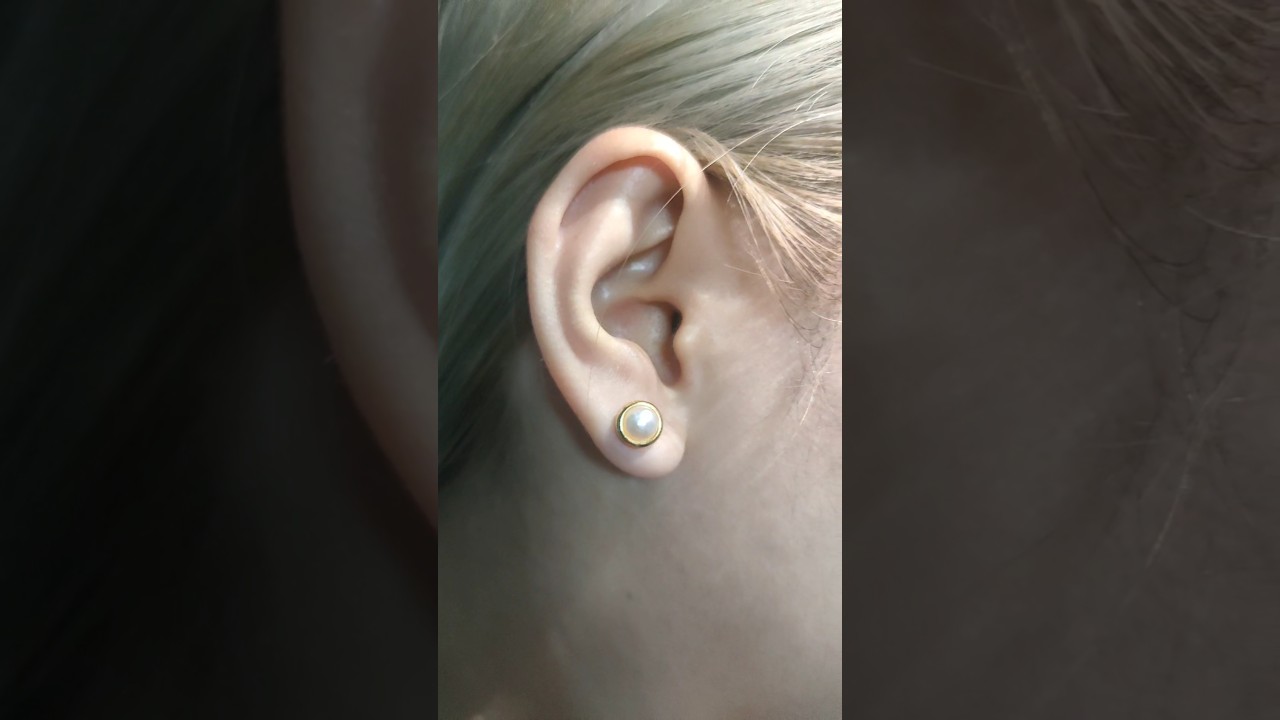 cute pearl earrings😍 