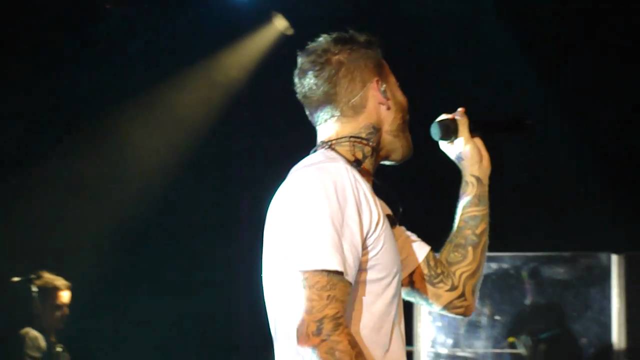 Matt Pokora - Apologies live in Drancy By Emii