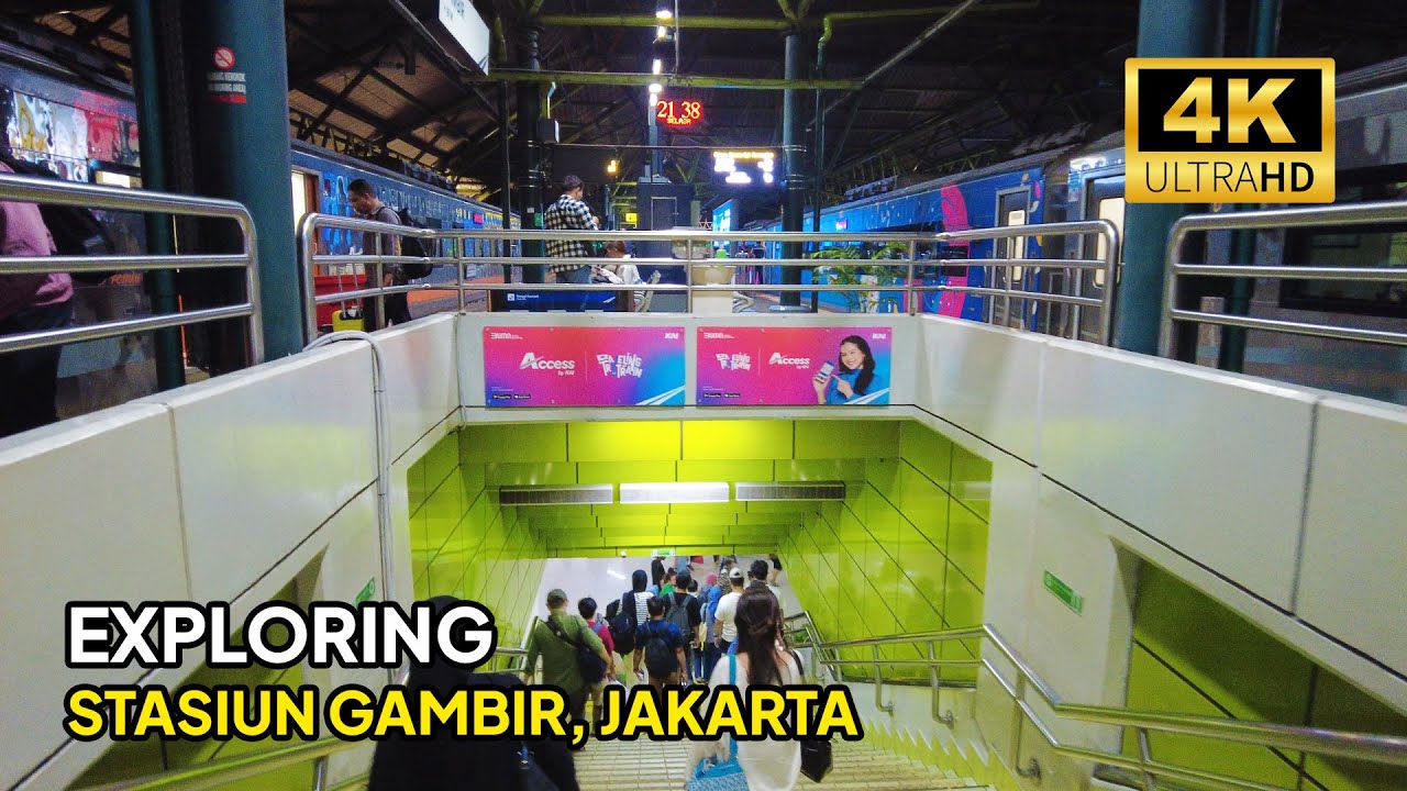 Kondisi Stasiun Gambir Kini - Tour Explore Jakarta Malam Hari Desember ...