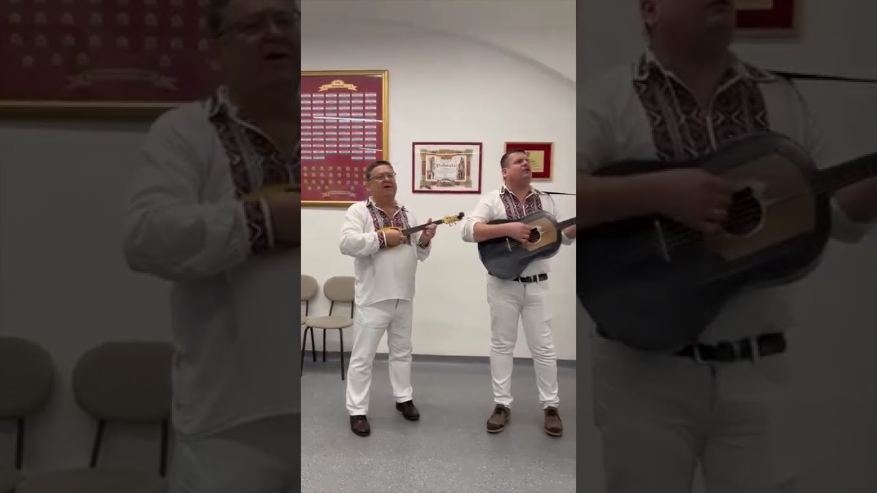 Tambura&scaron;i Učitelji - Olivera (Bala&scaron;ević)