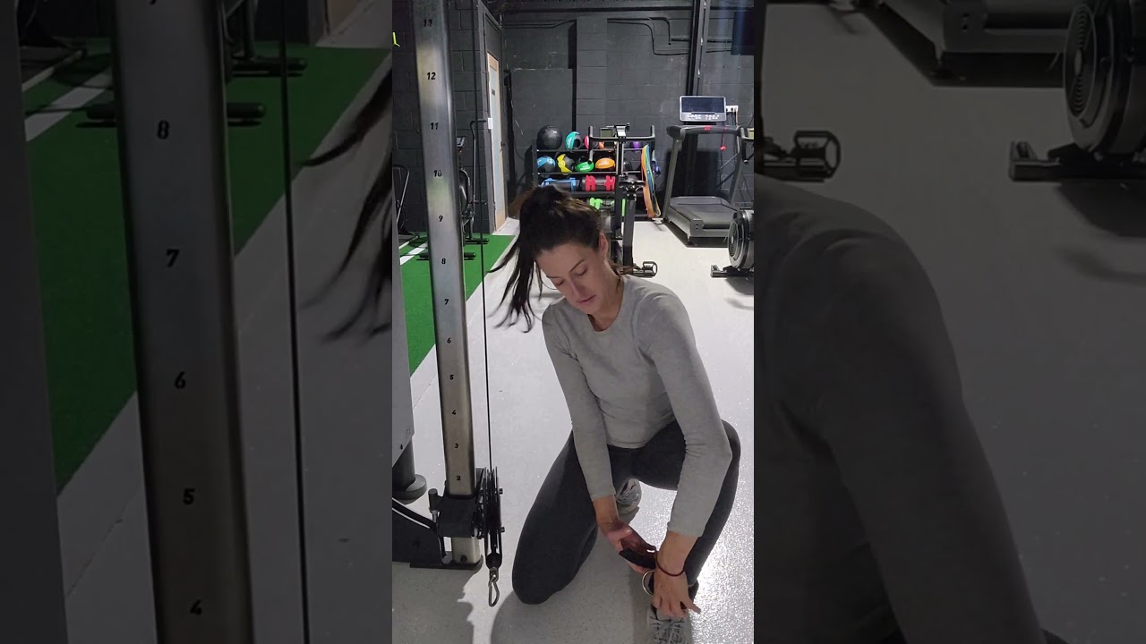 Gym Inductions: How to use the cable ankle straps