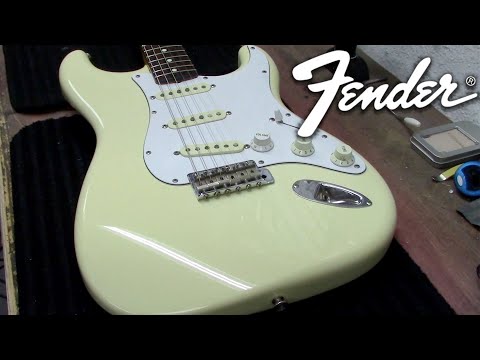 Made In Japan Fender Stratocaster! - YouTube
