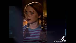 ya no quiero nada que no sea contigo quedate que las noches sin duelen duelennn.. stanger things....