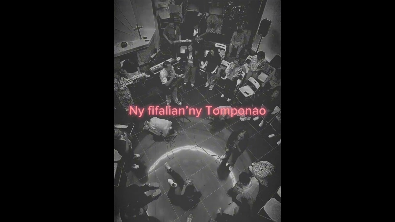 MPANOMPO TSARA - (Joïca Razakavonison) Acoustic version | Revival Messengers