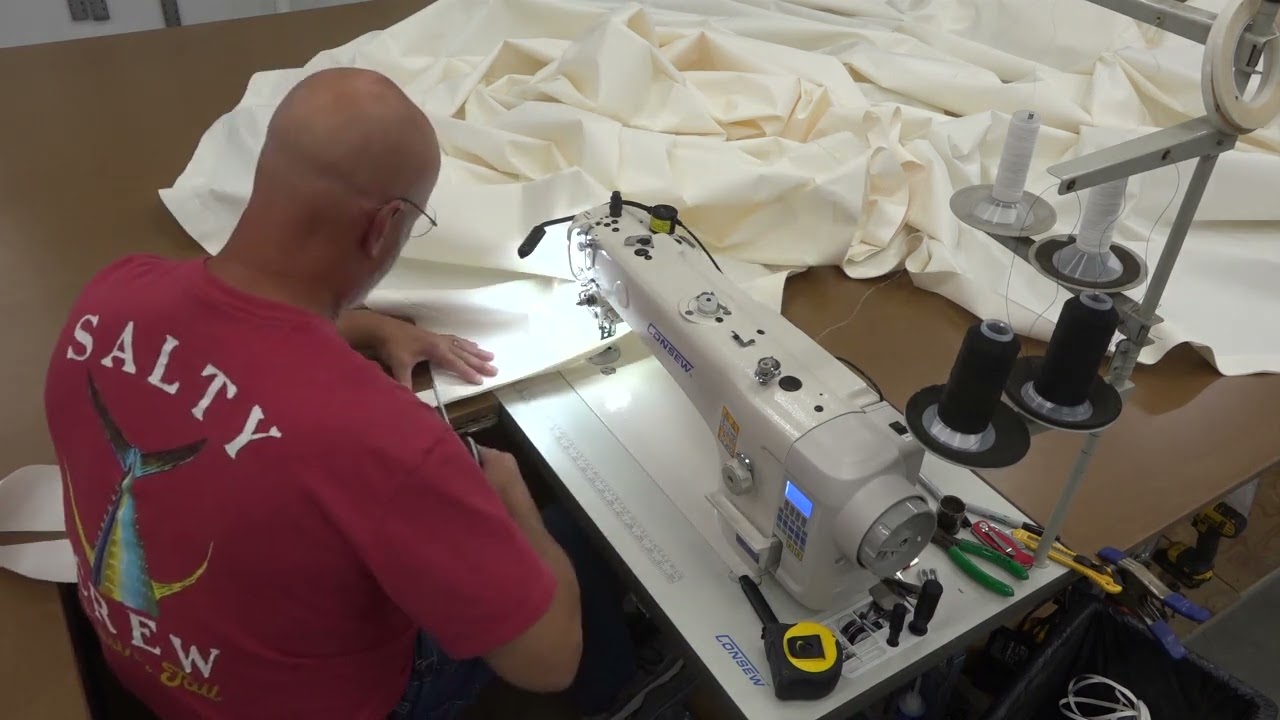 Consew 2206 in action