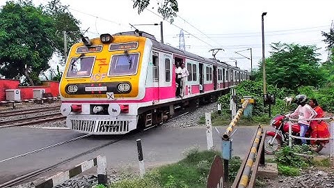 Super Speedy Quick Accelerated New ICF Medha EMU Train Skip Between Railgate | Eastern Railways