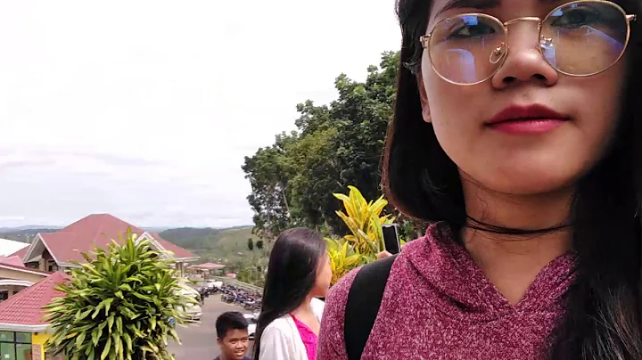 In chocolatehills w/family