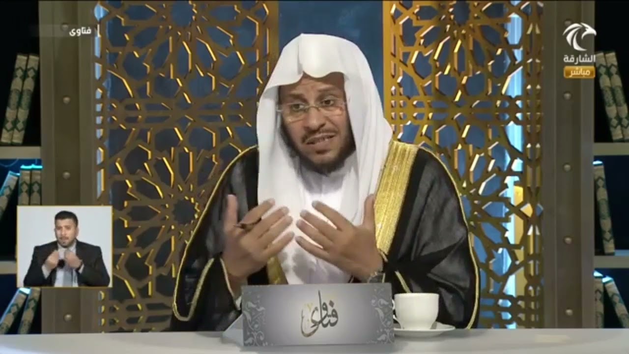 أختي خاصمها زوجها، وهما يعيشان في بيت واحد إلا أنها لا تدخل عليه حجرته ولا يدخل عليها، فما الحل؟