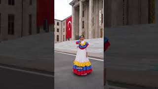 23 Nisan'da Dünyanın Farklı Noktalarından Onlarca Çocuk TBMM'de