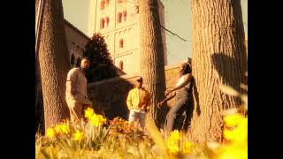 Watch Lo Village On Your Way video