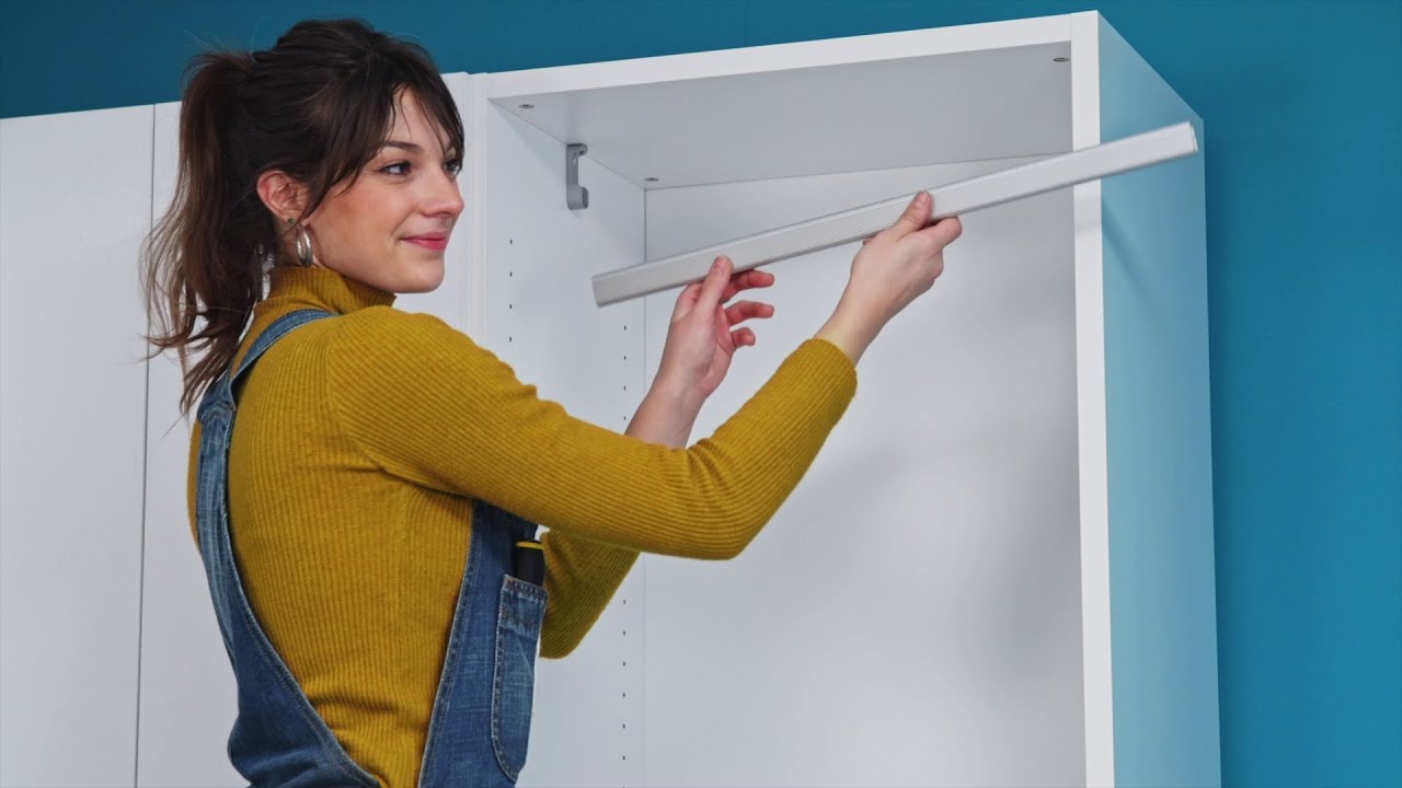 Appendiabiti Da Parete Industriale A Tubo - Sistema Walk-in Con 4 Aste, Ferro Nero, 135 Cm