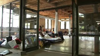 Chicago braces for another, bigger surge of migrants