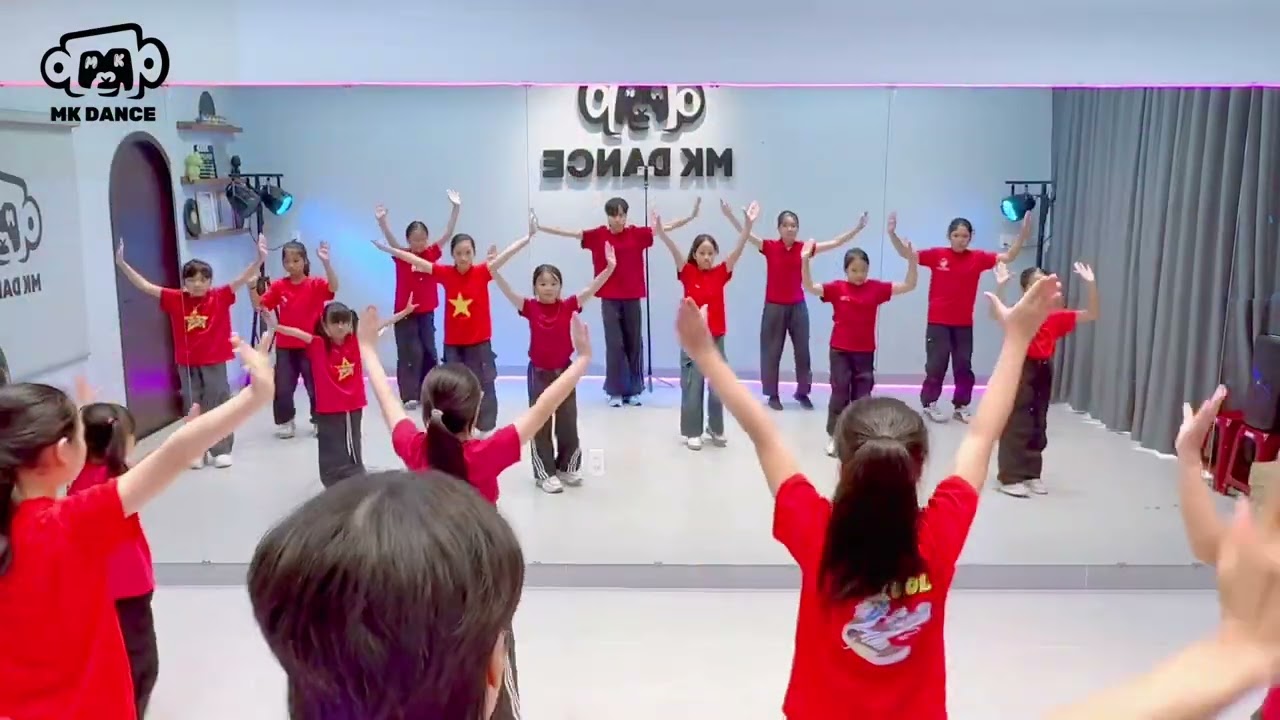 TIẾN LÊN VIỆT NAM ƠI - Sơn Tùng MTP  | Dance Kids | MK DANCE (Bản Studio 1)