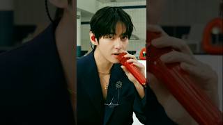 The eye contact and his voice, I'm speechless 😳🫠 #kimtaehyung #taehyung #shorts #thv