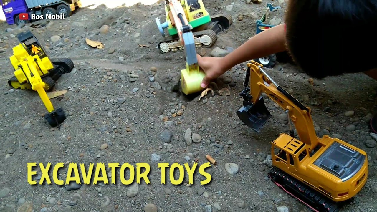 Bermain RC Excavator Bego Keruk  Pasir YouTube