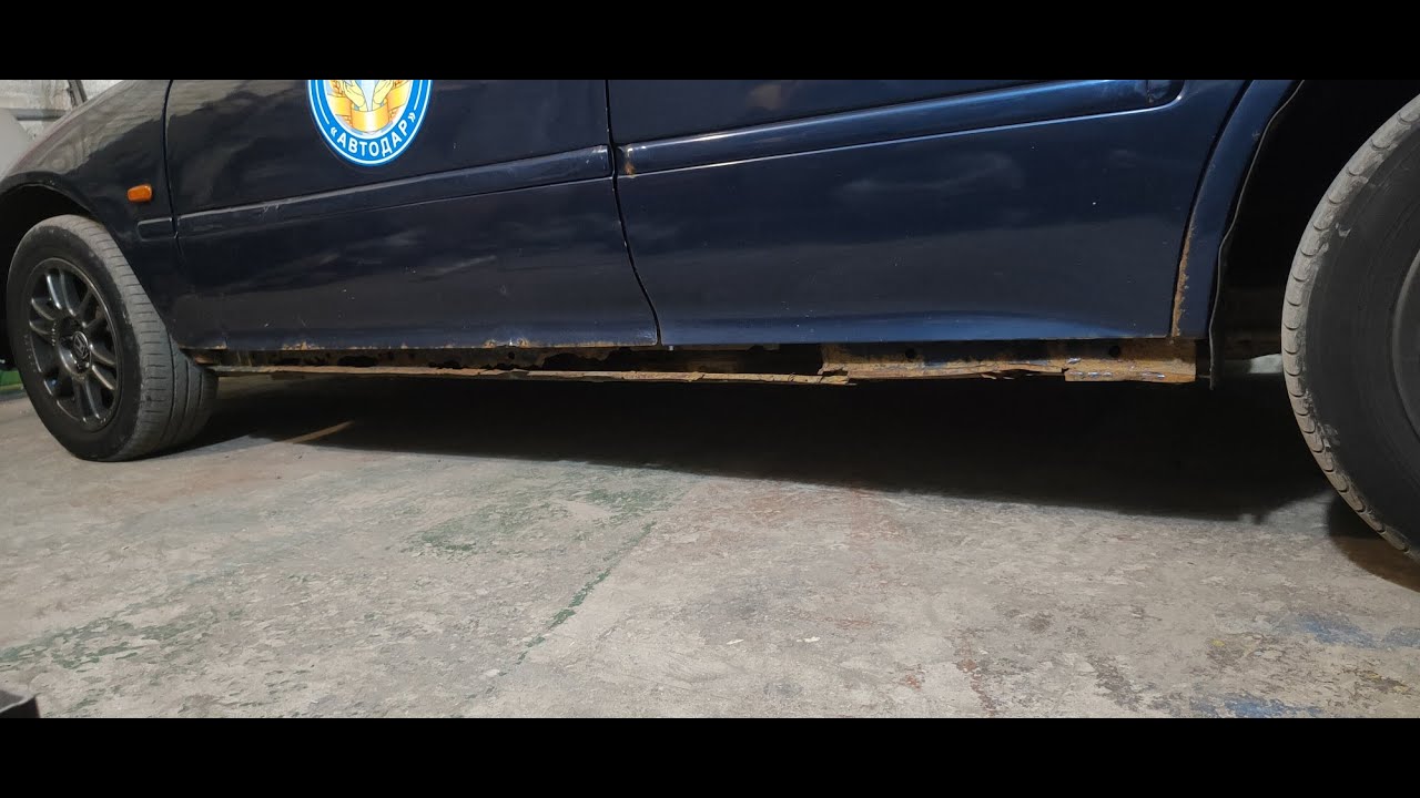 Хонда Цивик Замена порогов и латаем дно. - YouTube