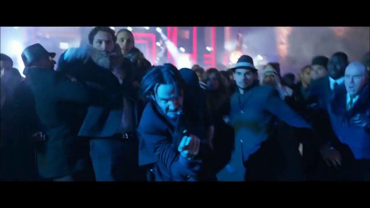 John Wick vs Italian Bodyguards - YouTube