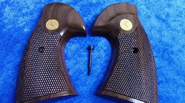Colt Python 2nd generation grips, 1961-1973  Deer Hollow