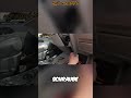 VW T5: Fußraum-Abdeckung leicht entfernen – versteckte Schrauben! #shorts