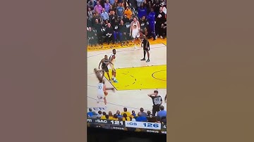 Steph Curry pull the Chris Webber with no time out cause a time out