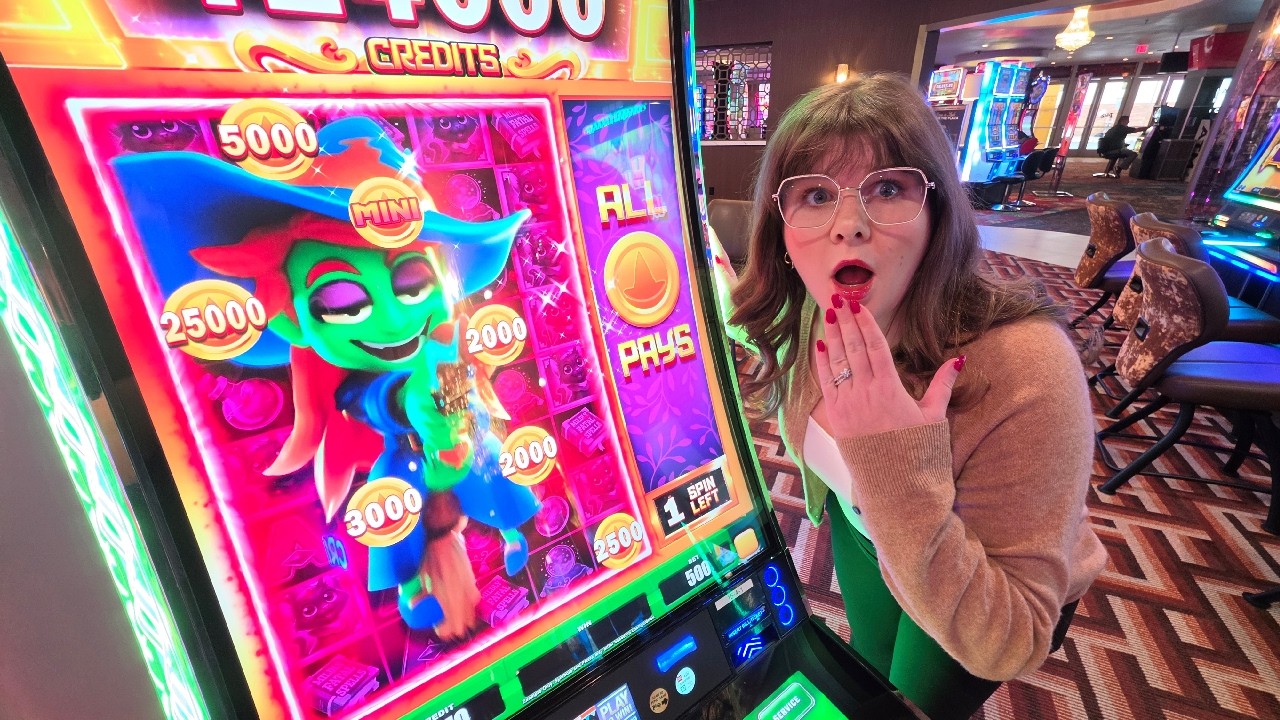 I Put $500 in EVERY New Spooky Link Slot Machine!