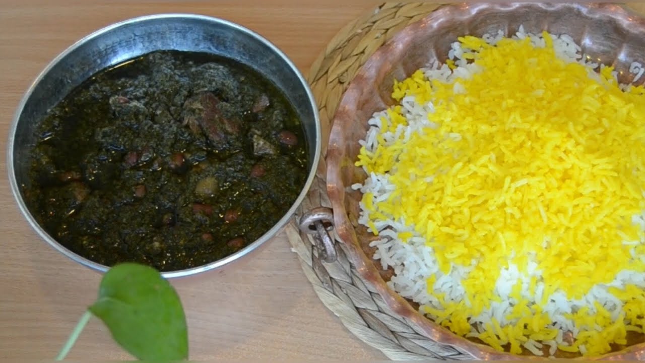 خواردنی ئێرانی/ دروستکردنی خۆشترین شلەی قۆرمەسەوزی / بە نووسینی بەقیاسی هەموو سەوزەکانی پێویست