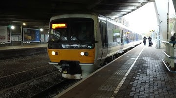 BR Class 165 Networker Turbo (Chiltern Railways 165006) departs Wembley Stadium, 14.XI.2024