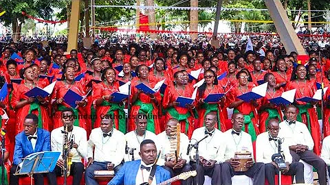 Ekitiisa Kisaanira Lata - Lusoga Catholic Song , Jinja Diocesan Choir