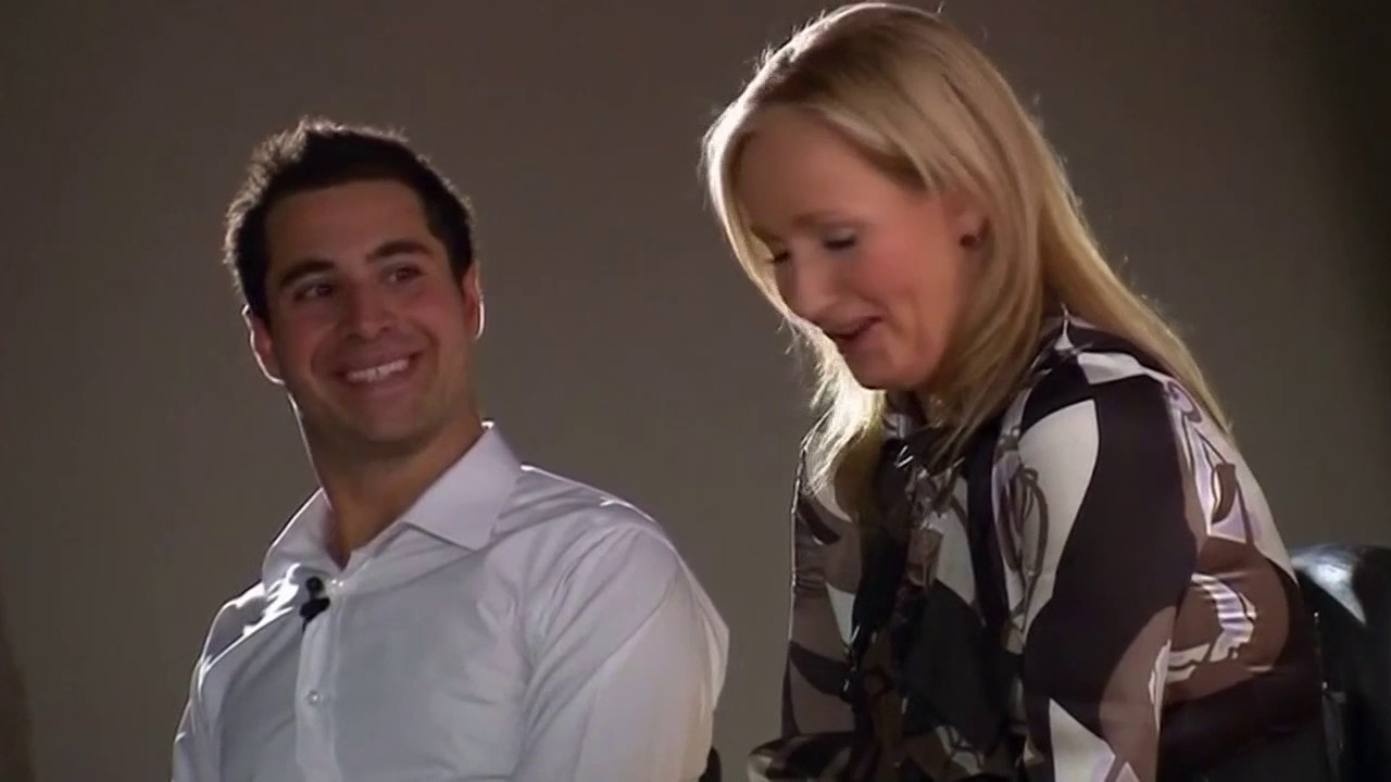 'Harry Potter' author J.K. Rowling apologises over Trump tweets