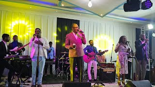 PATRICE MUBIAY SHOW A LUANDA ✓ VANDA NKOLO