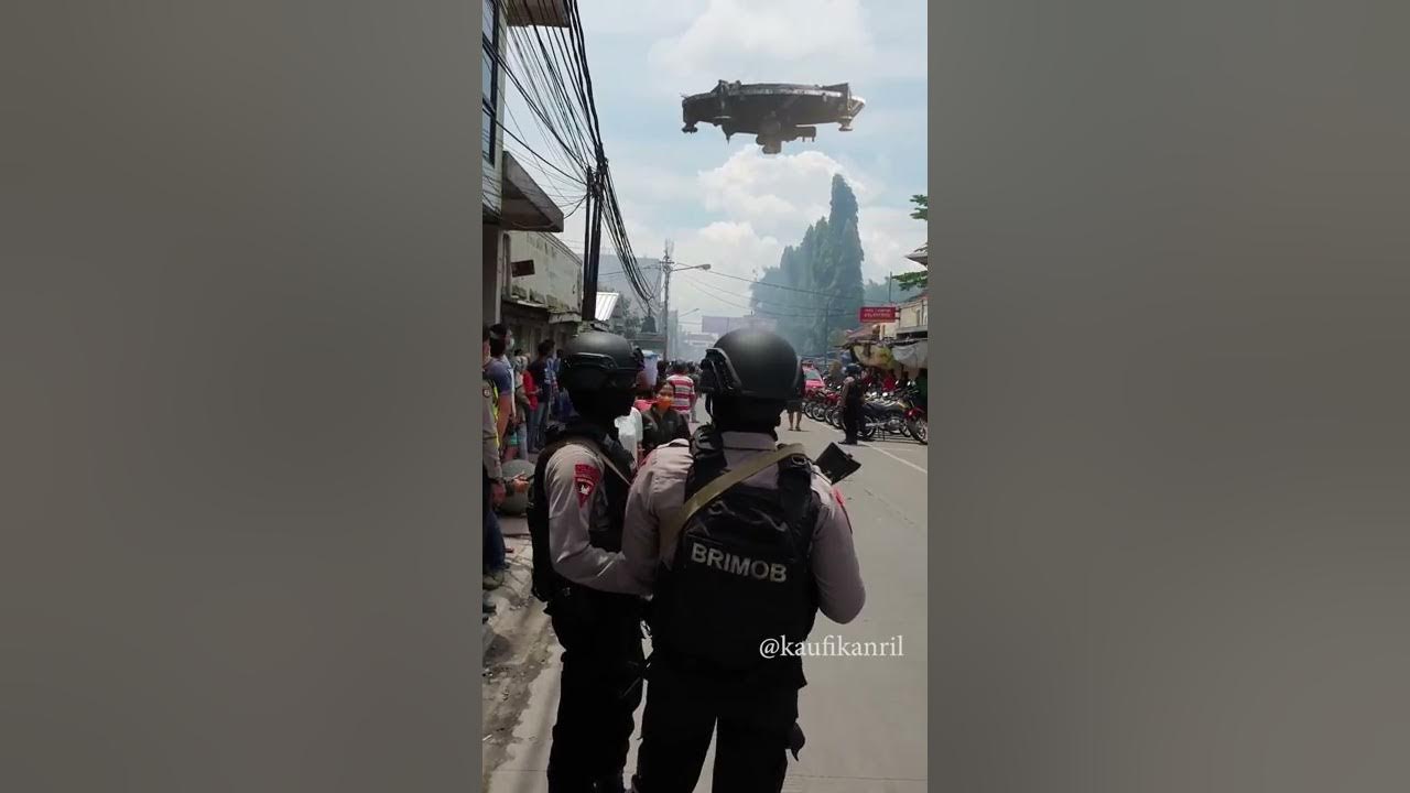 UFO melayang hampir satu jam di Kota Bandung
