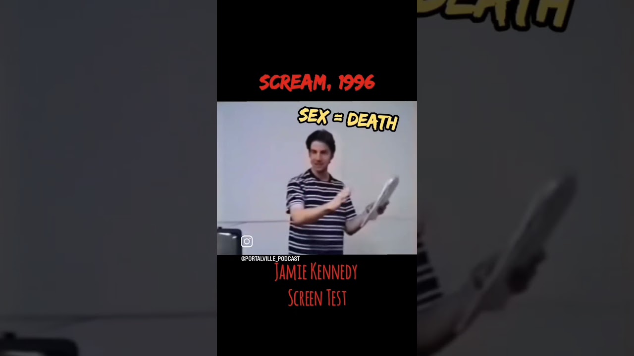 Scream, 1996. Jamie Kennedy behind-the-scenes. #horrorclassic #horrormovie #scream #ghostface