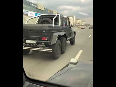 Brabus G63 6x6 Cruising In Moscow, Russia