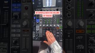 Download Lagu The best way for REAL DJS #djmix #djtips #dj MP3 Download Lagu The best way for REAL DJS #djmix #djtips #dj MP3