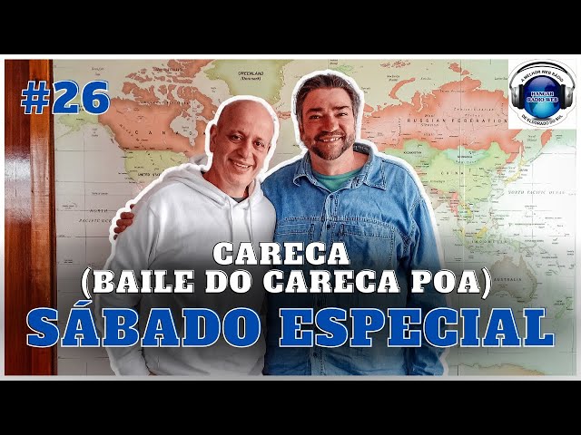 Famosas apostam em careca e fantasias elaboradas em baile de