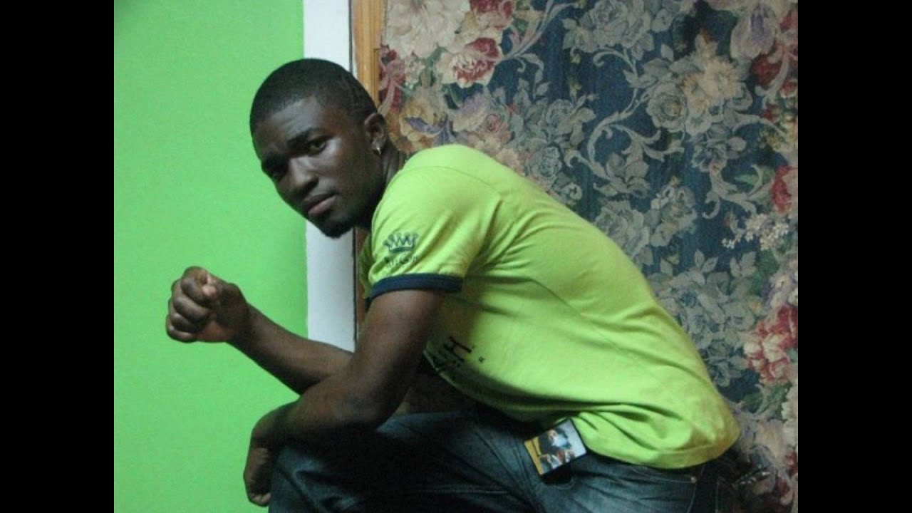 Royal woman by Melloquence