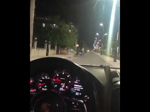 Porsche Gece Gezmesi Araba Snap