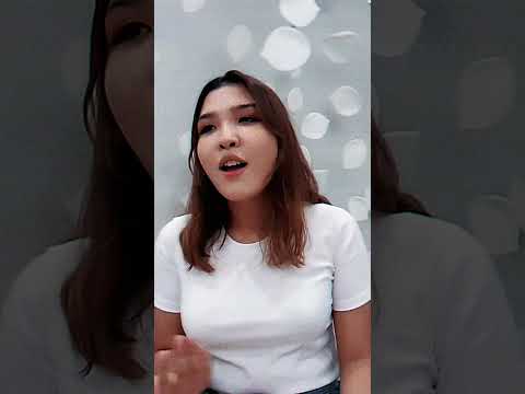 Девушка которая пела в переходе🎵 #музыка #кавер #гитара #песня #music