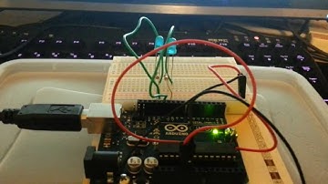 Arduino Uno Project Work, Video 2 of 9 - Flashing LEDS
