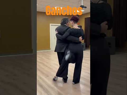 Ganchos! Mariano Pignatiello y Aleksandra Kliuchko. #tango #class #oslo #dance