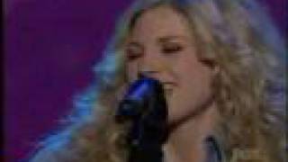 Brooke White - I Am A Believer  Top 5 Song 1 - American Idol