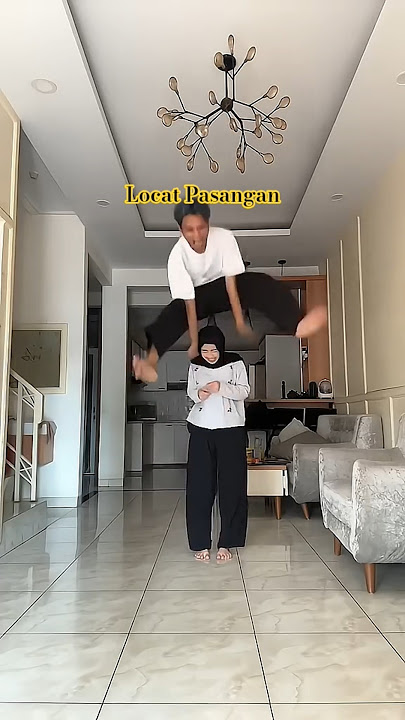 Trend Tiktok Viral Loncatin Pasangan kak adam lucu banget😂 #tiktokviral #fypシ゚viral #shorts