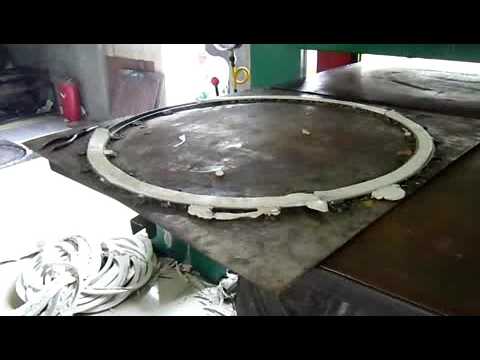 Big rubber seal vulcanizing process