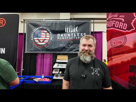 BLADE SHOW WEST 2025, DAUNTLESS MANUFACTURING SHOWS US THEIR BOOTH!