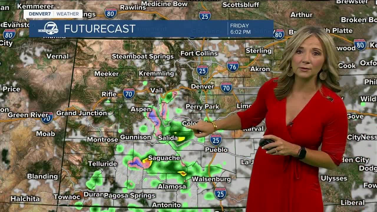 Rain across the Denver metro area for Thursday night commute - YouTube