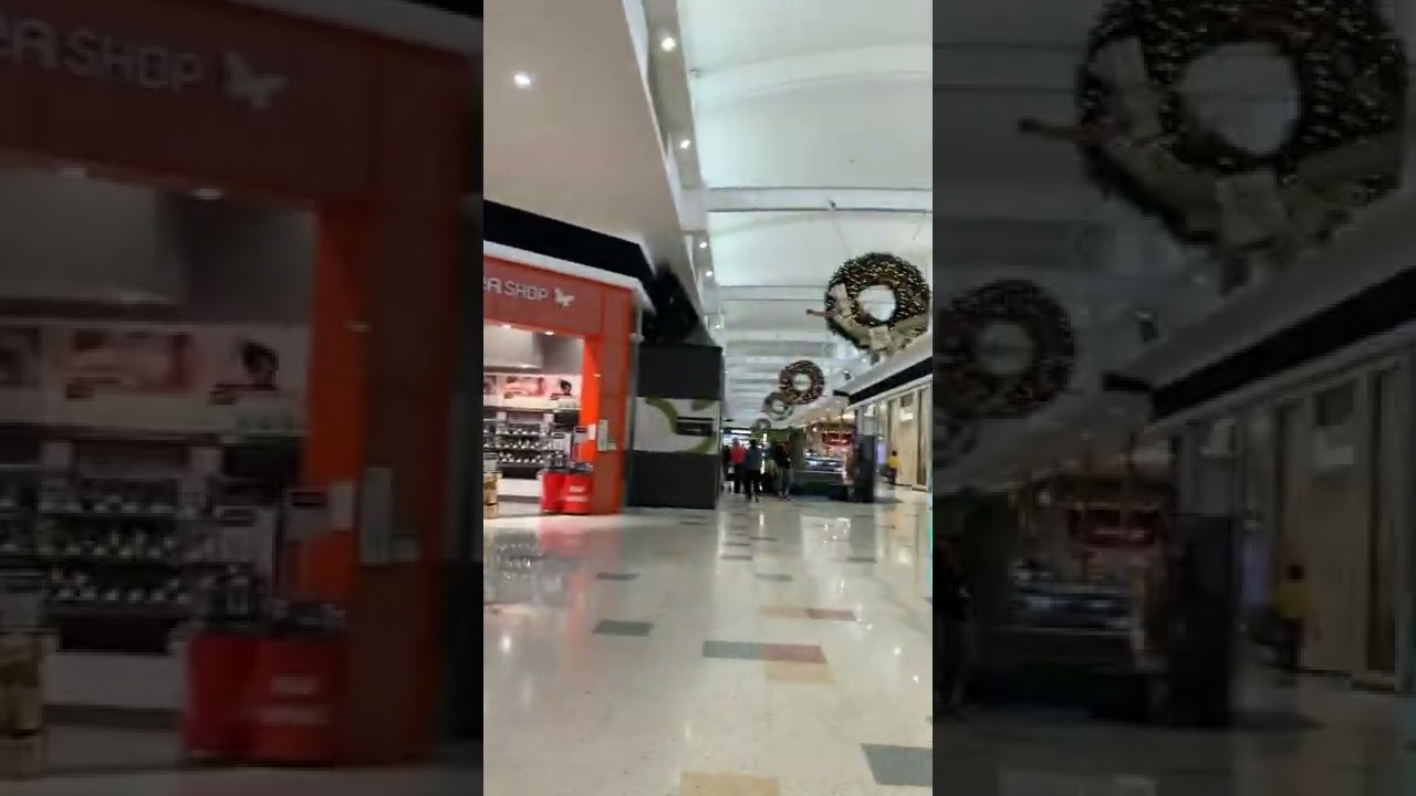 Watergardens Shopping Center, Taylors Lakes VIC, 29 No 2021