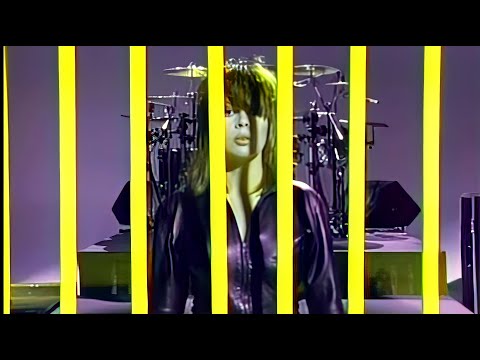 𝐃𝐢𝐯𝐢𝐧𝐲𝐥𝐬 - 𝐁𝐚𝐜𝐤 𝐓𝐨 𝐓𝐡𝐞 𝐖𝐚𝐥𝐥