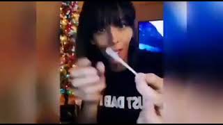 Unboxing video of Vlab Halo