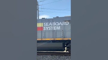 CSX Seaboard System HU at Springdale, OH.