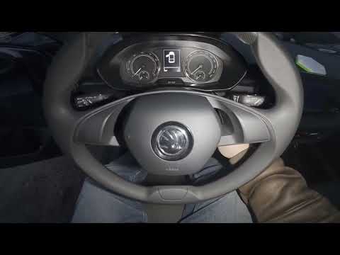 Skoda Fabia IV (2021‑) : fonctions confort — coffre, sièges, SmartLink et climatisation